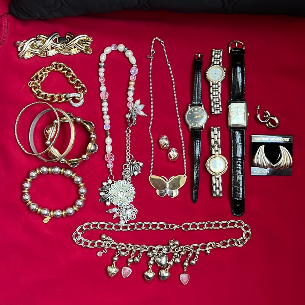 Wow! Gold and Silver Tone Jewelry and Watches Set!